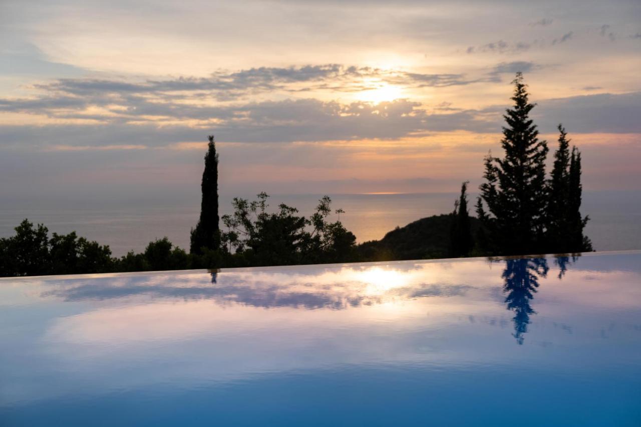 Sapphire Blue Villa Kalamíci Kültér fotó